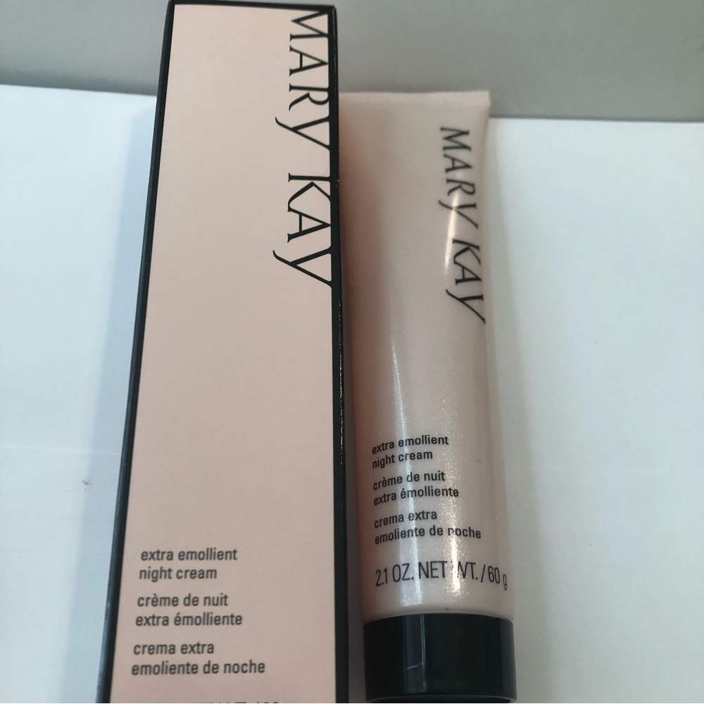 NIB Mary Kay Extra Emollient Night Cream - Picture 2 of 10